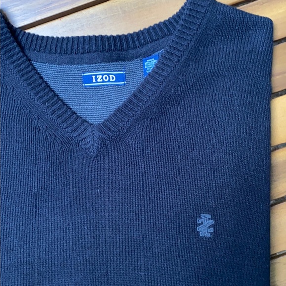 NWOT Men’s IZOD Premium Essentials V-Neck Sweater - Picture 4 of 7